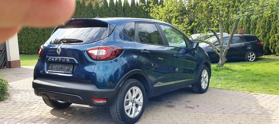 Renault Captur cena 57999 przebieg: 105000, rok produkcji 2019 z Pasłęk małe 352